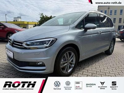 Oyster silver metallic Gebraucht 2024 VW Touran Van / Kleinbus | 39.990 € (Teuer)