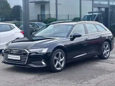 Gebraucht Audi A6 Sport 204 PS (150 kW) 2020 Mythosschwarz metallic (metallic) Kombi