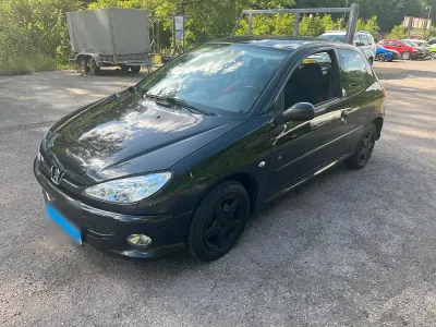 Gebraucht Peugeot 206 74 PS (54 kW) 2006 Schwarz Kleinwagen