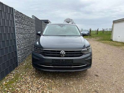 gebraucht VW Tiguan 1.5 TSI DSG Life 18' Easy Open SHZ 110 kW (150 ...