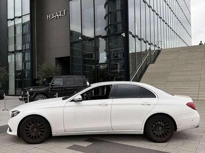 Gebraucht Mercedes E220 194 PS (142 kW) 2017 Weiß Limousine