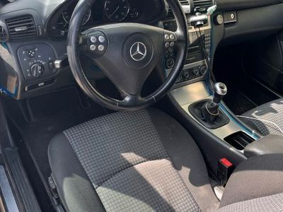 Mercedes C180