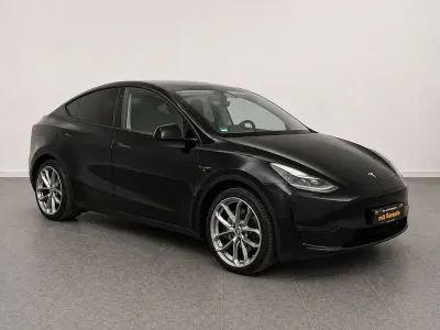 Usado Tesla Model Y RWD 255 kW (347 HP) 2023 Preto SUV