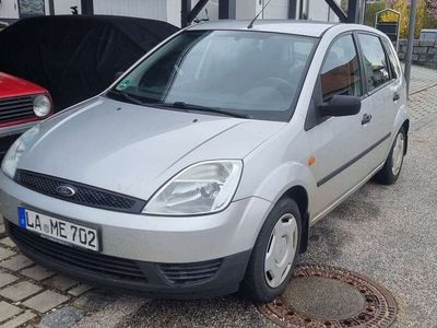 gebraucht Ford Fiesta 1.3 Finesse 100