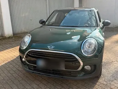 Käytetty Mini Cooper D 150 HP (110 kW) 2018 Vihreä Viistoperä