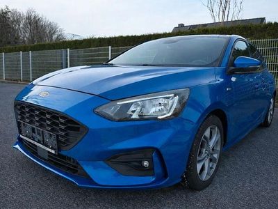 Gebraucht Ford Focus ST-Line 125 PS (91 kW) 2019 Blau Limousine