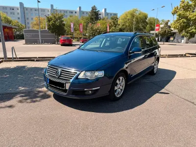 Gebraucht VW Passat 140 PS (102 kW) 2007 Blau Kombi