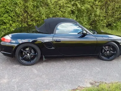 Gebraucht Porsche 986 Boxster 228 PS (167 kW) 2004 Schwarz Cabrio