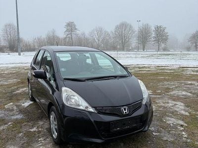Gebraucht Honda Jazz Trend 99 PS (72 kW) 2011 Schwarz Kleinwagen