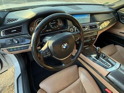 Gebraucht BMW 730L Sport Line 245 PS (180 kW) 2011 Weiß Limousine
