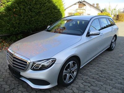 Silber metallic Gebraucht 2019 Mercedes E400 Kombi | 27.299 € (Fairer Preis)