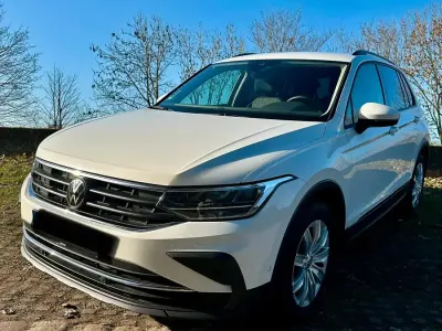 Gebraucht VW Tiguan Life 150 PS (110 kW) 2022 Weiß SUV
