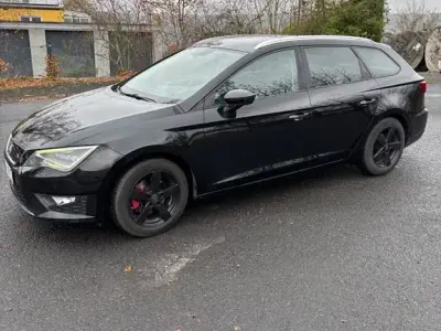 Używany Seat Leon ST FR 150 KM (110 kW) 2015 Czarny Kombi