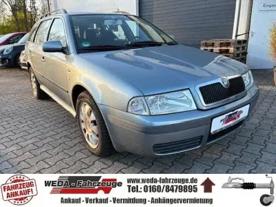 Usata Skoda Octavia Elegance 116 CV (85 kW) 2002 Blu Station wagon