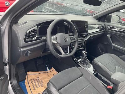 Neu VW T-Roc Style 150 PS (110 kW) 2025 Pyrit silber metallic SUV