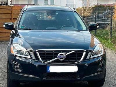 Usado Volvo XC60 Summum 175 HP (128 kW) 2010 Preto SUV