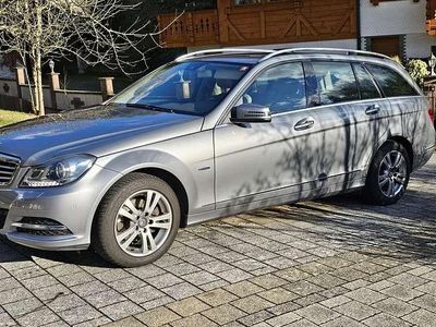 Gebraucht Mercedes C200 136 PS (100 kW) 2011 Silber Kombi
