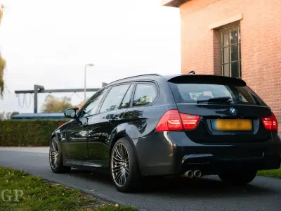Używany BMW 330 M Sport 245 KM (180 kW) 2010 Czarny Sedan/Limuzyna