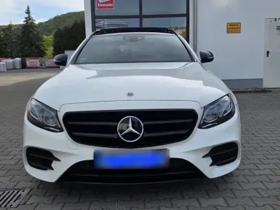 Gebraucht Mercedes E220 194 PS (142 kW) 2018 Weiß Kombi