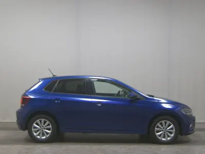 Gebraucht VW Polo Highline 95 PS (69 kW) 2020 Blau Kleinwagen