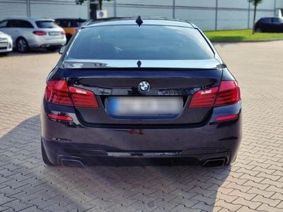 BMW M550