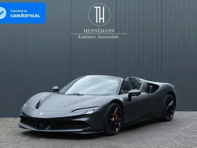 Gebraucht Ferrari SF90 999 PS (734 kW) 2024 Grau Cabrio