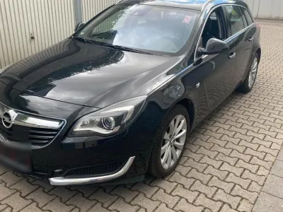 Gebraucht Opel Insignia 170 PS (125 kW) 2015 Schwarz Kombi