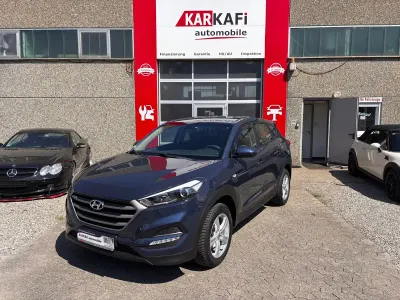 Gebraucht Hyundai Tucson GO! 177 PS (130 kW) 2017 Blau SUV