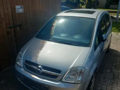 Gebraucht Opel Meriva 125 PS (91 kW) 2003 Silber Van / Kleinbus