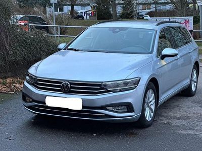 Gebraucht VW Passat Conceptline 150 PS (110 kW) 2022 Silber Kombi