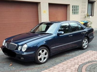 Mercedes E430