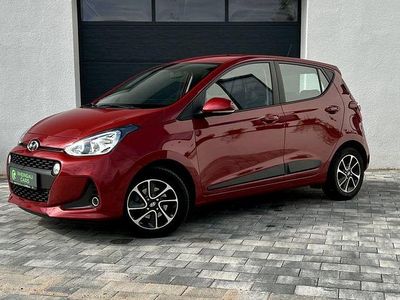 Gebraucht Hyundai i10 Style 87 PS (63 kW) 2017 Rot Kleinwagen