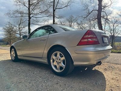 Gebraucht Mercedes SLK230 197 PS (144 kW) 2001 Silber Cabrio