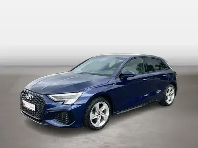 Gebraucht Audi A3 S-Line 150 PS (110 kW) 2023 Navarrablau metallic Limousine