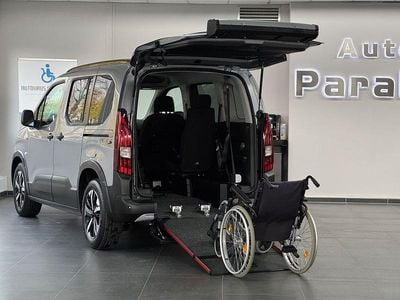 Gebraucht Peugeot Rifter GT-line 131 PS (96 kW) 2024 Lackierung schwarz perla nera/ Van / Kleinbus