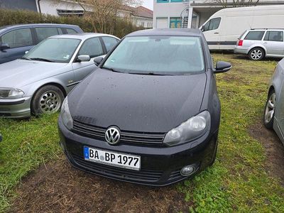 Gebraucht VW Golf VI Team 105 PS (77 kW) 2010 Schwarz Kleinwagen