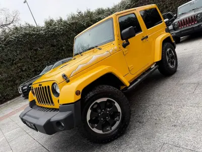 Occasion Jeep Wrangler Unlimited 200 ch (147 kW) 2015 Jaune SUV