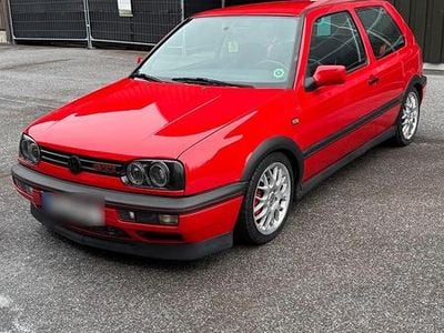 Brugt VW Golf III GTI 150 HK (110 kW) 1996 Rød Sedan