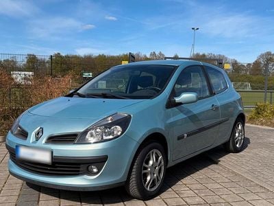 Brugt Renault Clio III Dynamique 58 HK (42 kW) 2008 Blå Sedan