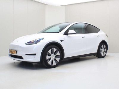 Second-hand Tesla Model Y Standard Range 250 kW (341 CP) 2022 Alb SUV
