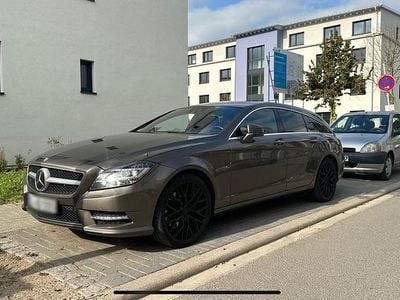 Gebraucht Mercedes CLS350 Shooting Brake 265 PS (194 kW) 2014 Grau Kombi