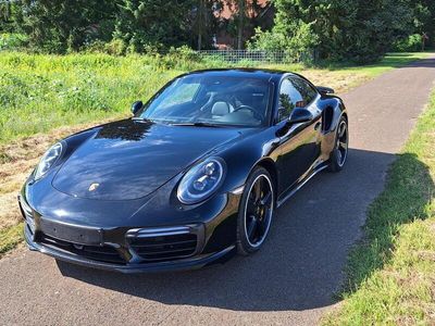 Porsche 911 Turbo S