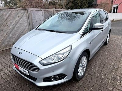 Gebraucht Ford S-MAX Titanium 150 PS (110 kW) 2015 Silber Van / Kleinbus