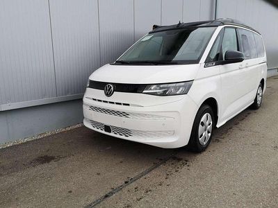 Candyweiß dach schwarz Gebraucht 2024 VW T7 Beach Van | 57.955 € (Guter Preis)