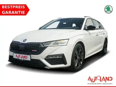 Gebraucht Skoda Octavia RS 245 PS (180 kW) 2024 Weiß Limousine