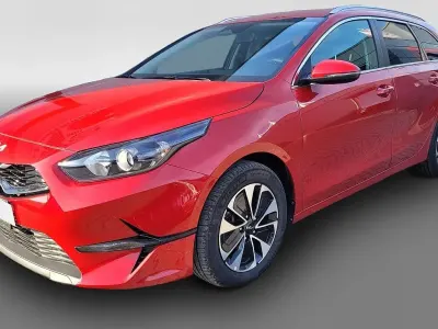 Begagnad Kia Ceed Sportswagon 140 HK (102 kW) 2025 Röd Kombi