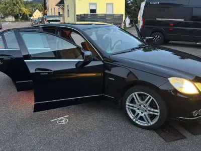 Gebraucht Mercedes E350 265 PS (194 kW) 2010 Limousine