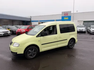 Gebraucht VW Caddy Life 109 PS (80 kW) 2009 Gelb Van / Kleinbus