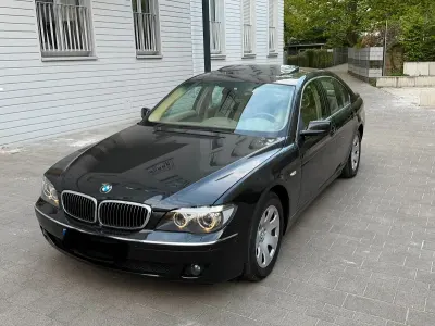Usata BMW 750 309 CV (227 kW) 2009 Nero Berlina