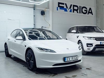 Gebraucht Tesla Model 3 366 kW (498 PS) 2024 Weiß Limousine